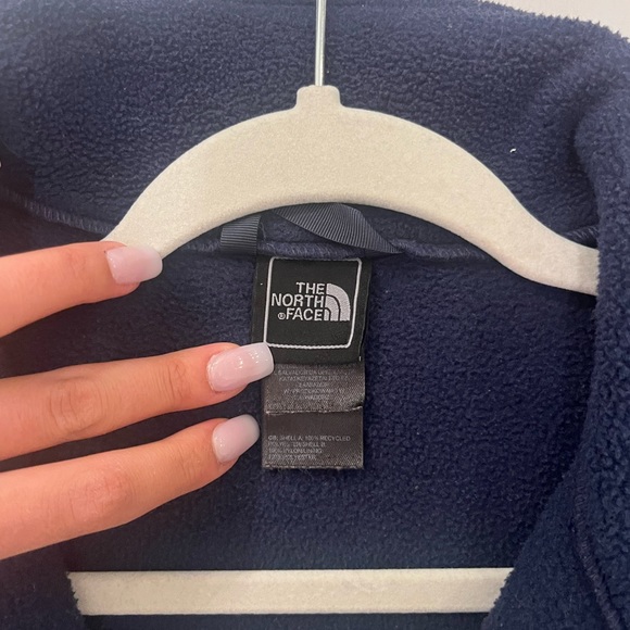 The North Face Girls Denali Navy Blue Fleece Jacket W/ Purple Zipper - Picture 4 of 7